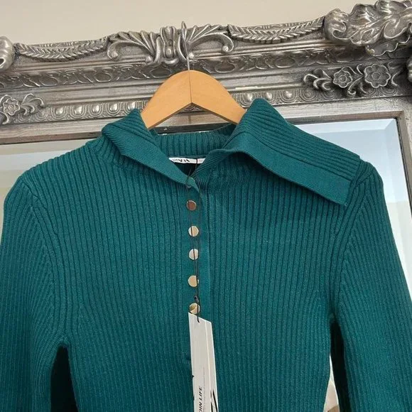 Zara green ribbed button knitted sweater - Picture 2 of 2